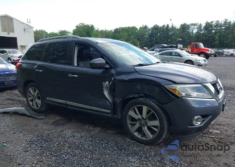 2013 Nissan Pathfinder Platinum z USA, uszkodzony, nr VIN 5N1AR2MM1DC653259